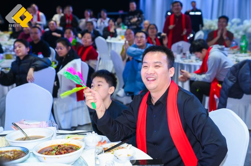 ͷ | ͬľ beats3652023ʢԲУ