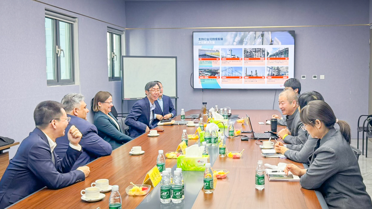 ������ˮ������ȫ����ϯִ�й�CEO����ޥ��Anne Le Guennec��һ��ݰ��beats365��������